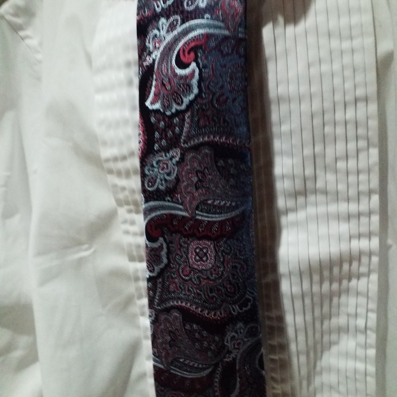 Paisley red black grey Tie - Picture 2 of 3